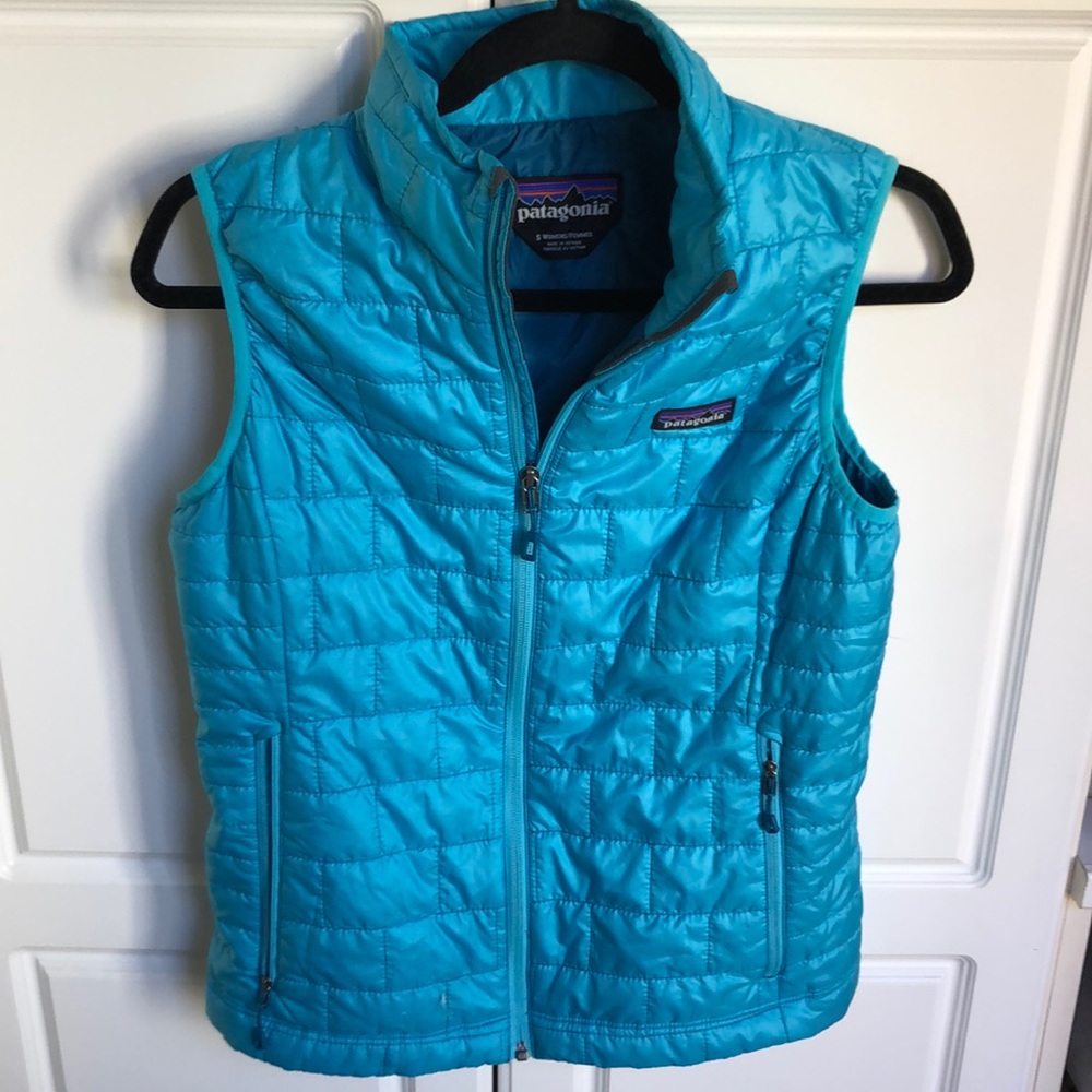 Women’s blue Patagonia vest